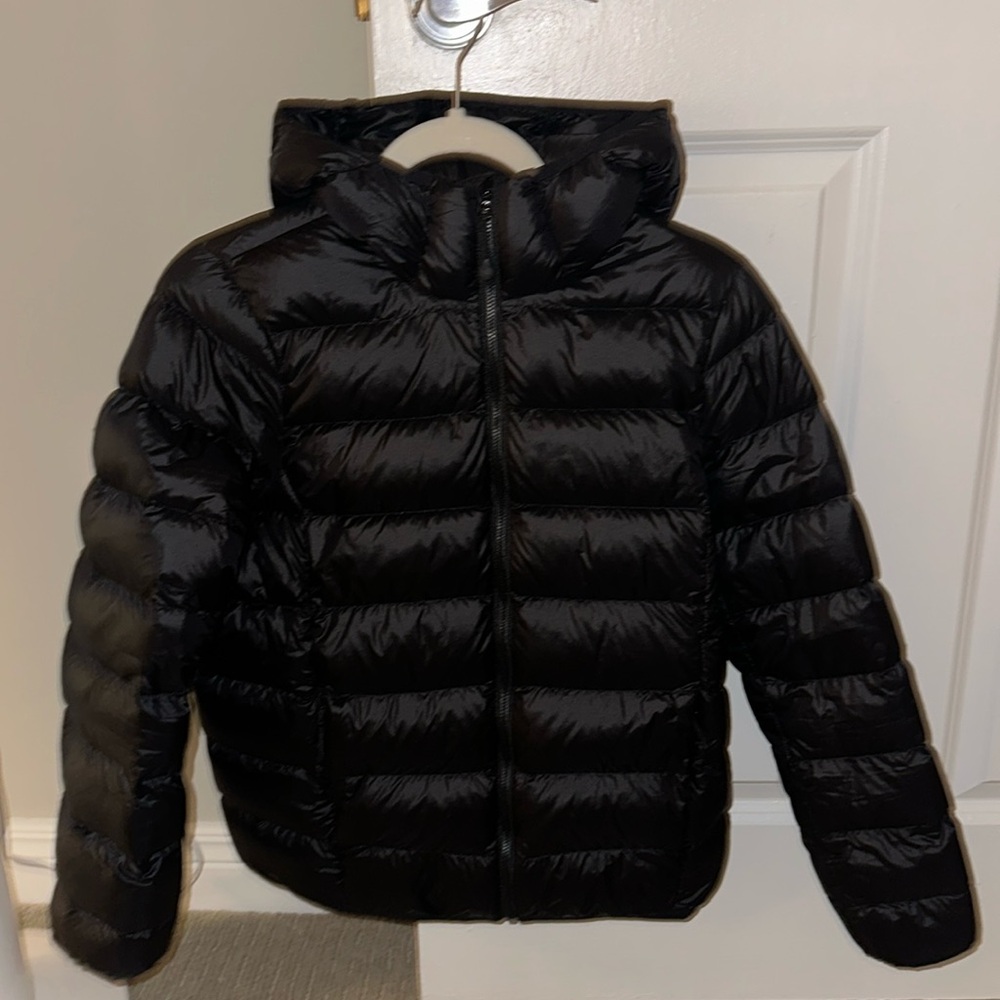 Aritizia TNA The Little Puff - packable puffer